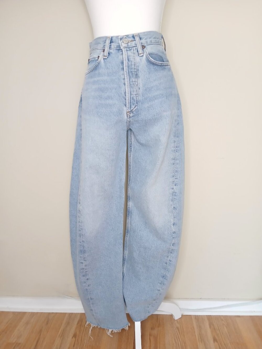 AGOLDE Luna Pieced/High Rise Tapered Jeans Size 24 - Picture 3 of 8
